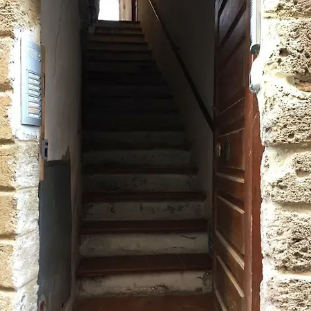 Hillary's Loft Apartment Alghero